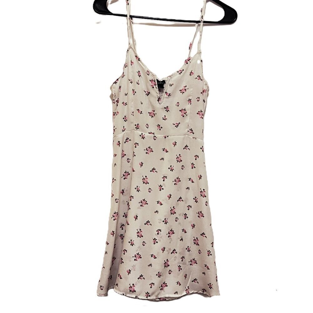 Rue 21 - Women's floral print white and pink dress
